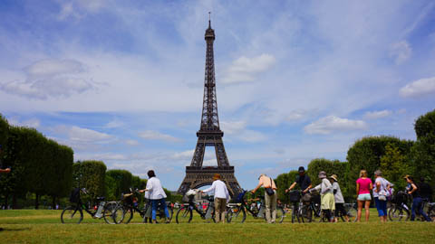 When in the Tour Eiffel, Paris