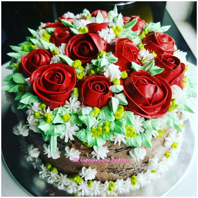 Red Roses Cake by ILY cupcakes and pastries