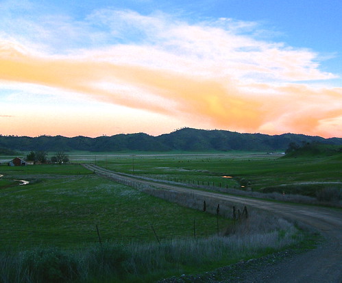 view color photo walkerridgeroad california winter sky farms road mountains lumix 2005