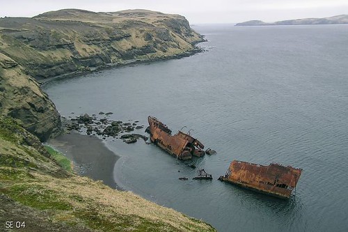 alaska kiska shipwreck aleutian islands wwii top20decay ship wreck aleutians island topv1111 shipwrecks war landscape