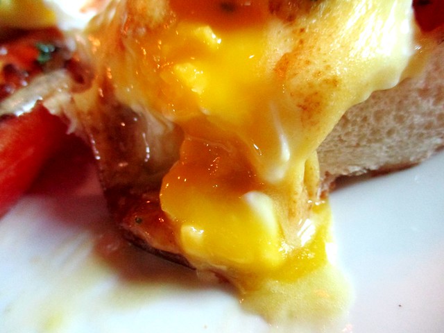 N2 Egg Benedict runny yolk