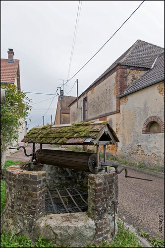 bourgogne puits coulours yonne