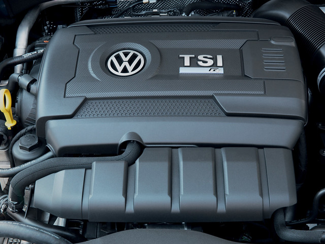 Двигатель Volkswagen Golf R (Typ 5G). 2013 год