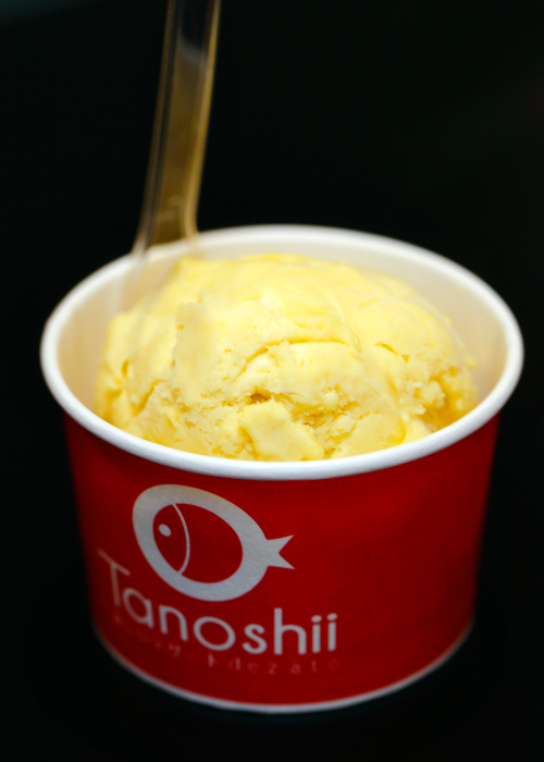 Tanoshii-Mango-Ice-Cream