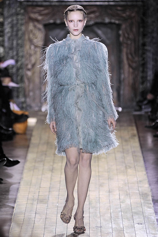 Feather-dress-Valentino-2011-couture-pale-blue
