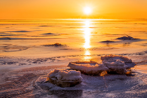 winter sunset sun lake snow canada ice sunshine sunrise manitoba lakewinnipeg