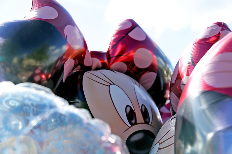 minnie-mouse-balloon-disneyland-paris
