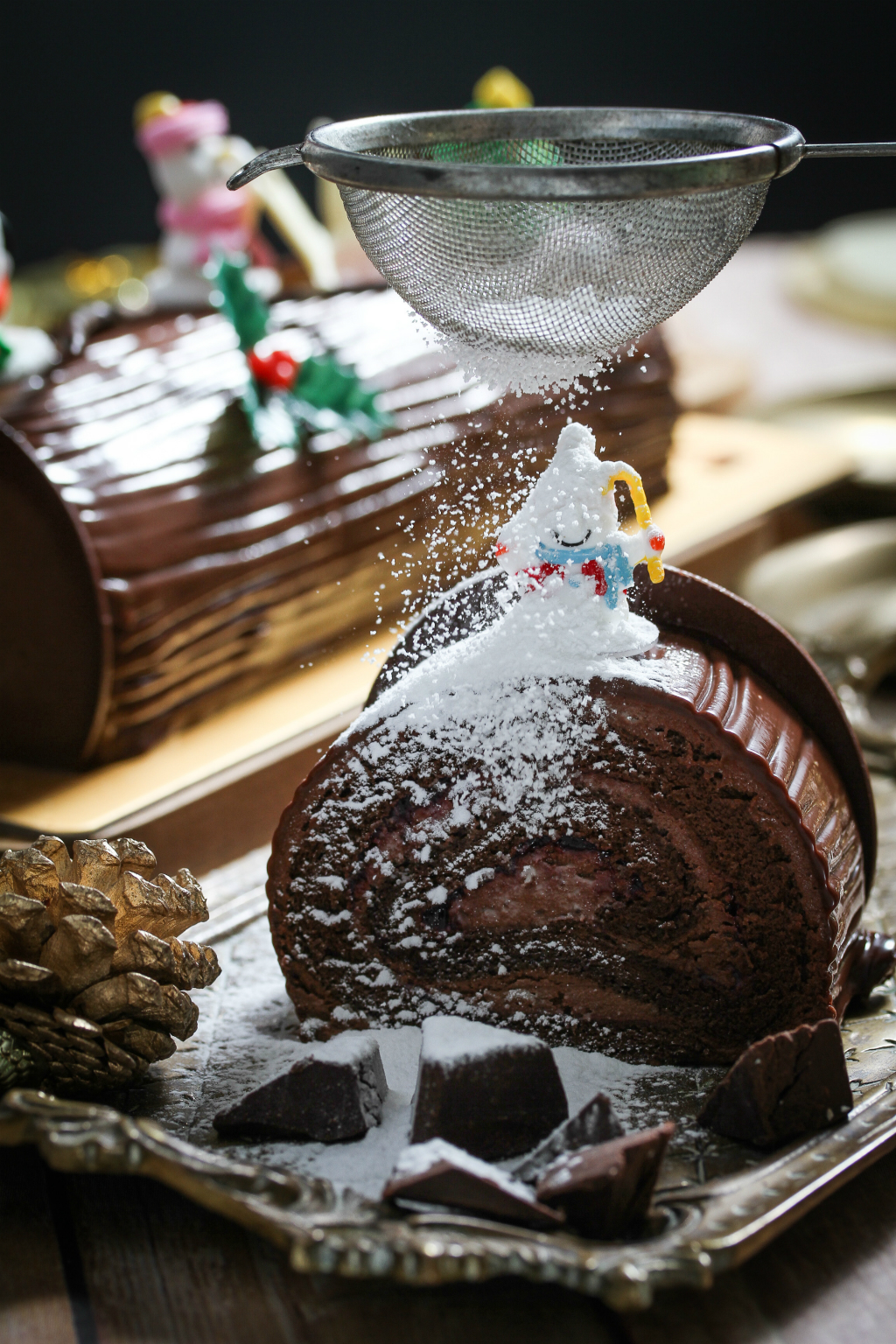 bakerzin-santa-chocolate-yule-snow