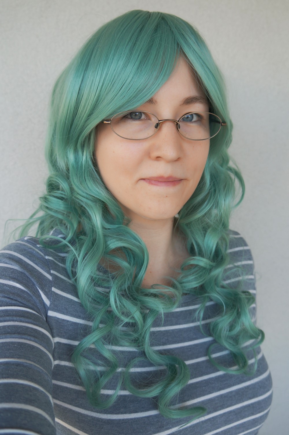Sea-green wig