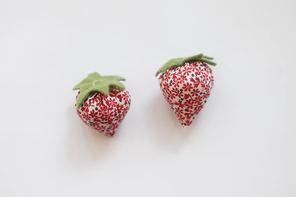play food - felt and fabric strawberries
