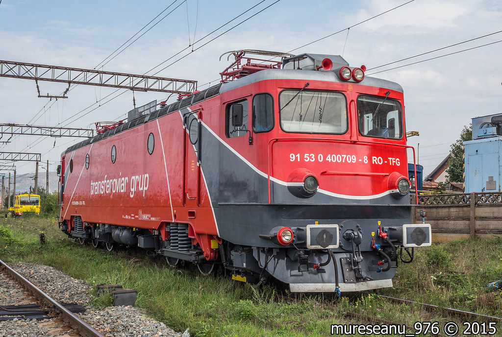 Locomotive clasa 40 - Pagina 60 22182592072_b2cdd3b5ee_b