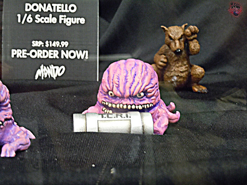 MondoCon 2015 :: Toy Display; TMNT 1/6 figures - Pre-mutant SPLINTER & UTROMS