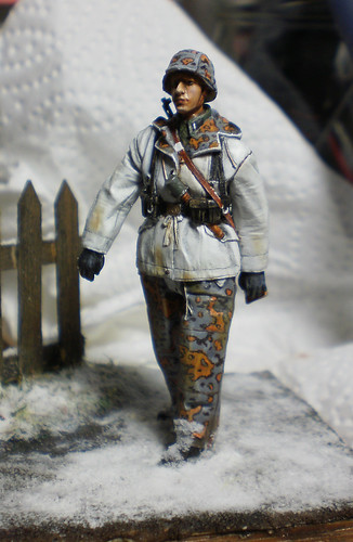 WSS Grenadier Late War - Alpine miniature - 1/35eme - Peinture a l'huile - Page 3 23225148049_80f5d4481d