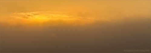 morning cloud mist france sunrise dawn golden telephoto crozant canoneos7d efs1585mmf3556isusm crozantcastle