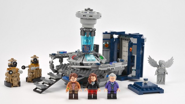 Lego Ideas Doctor Who 21304 + Incomplete Doctor Who For Parts(s)