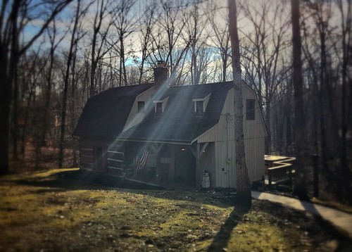 iphoneedit handyphoto jamiesmed app snapseed cabin nashville browncounty 2017 iphone7plus iphoneonly february indiana winter iphoneography phoneography mobileography mobilephotography smalltown usa landscape photography iphonephoto mobilephoto geotagged geotag rural