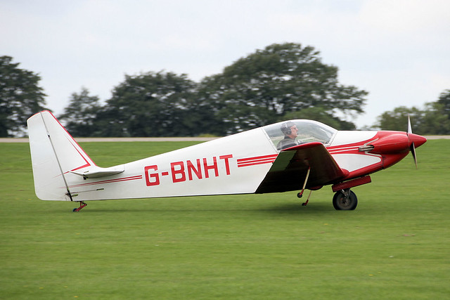 G-BNHT