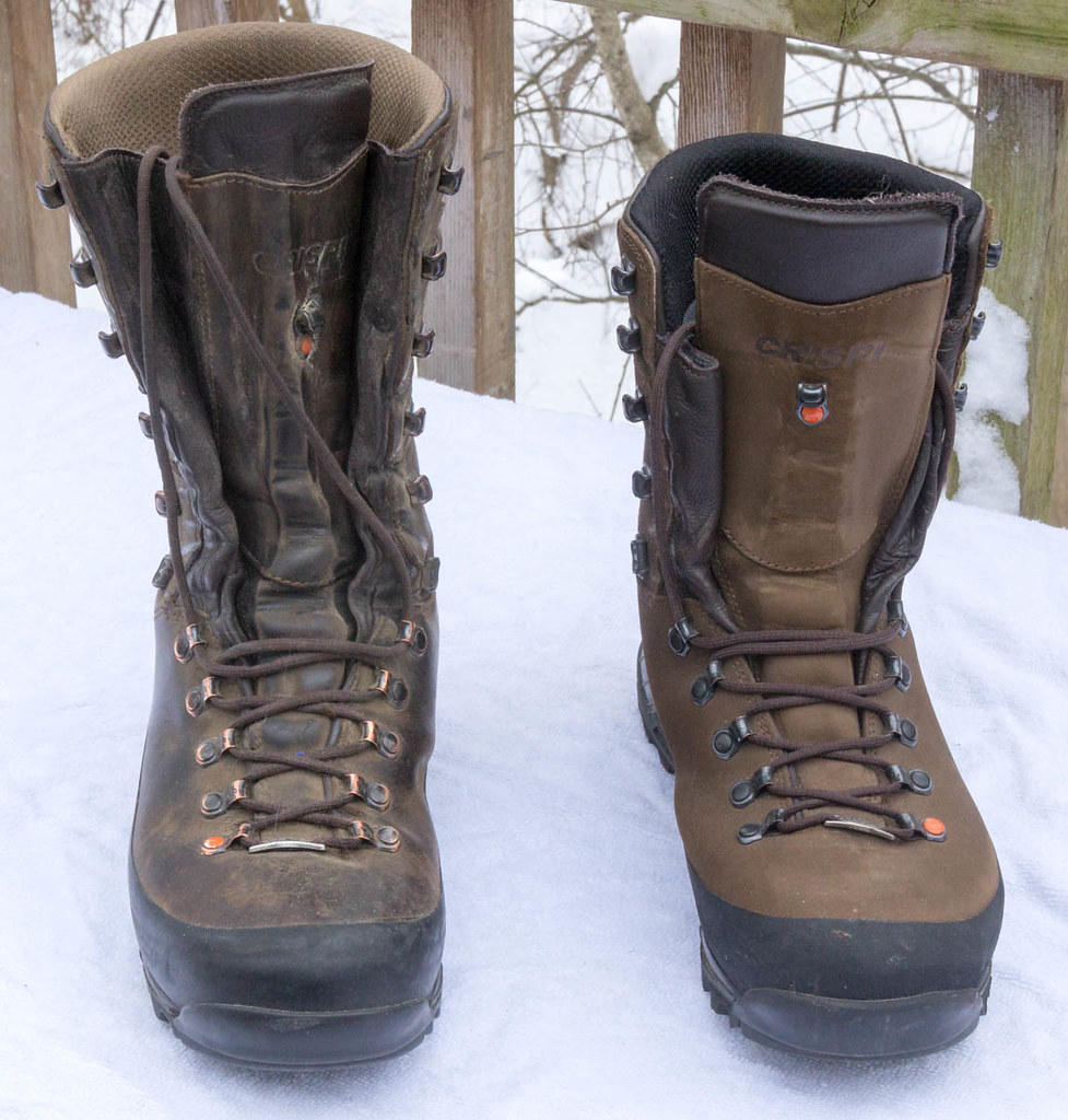 Upland hunting boots