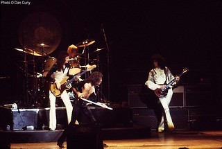 Queen live @ Berkeley - 1976