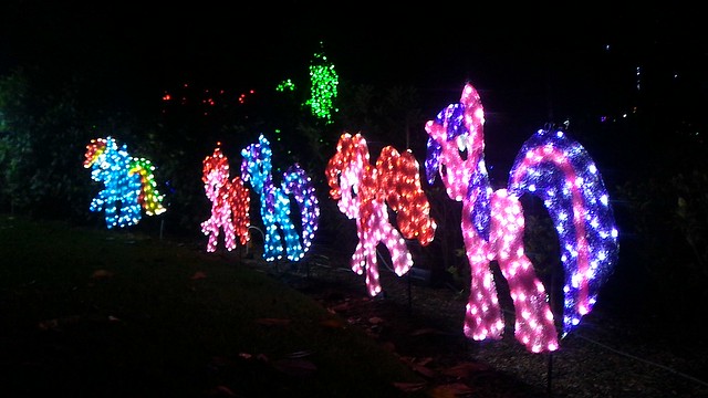 Hunter Valley Gardens Christmas Lights 2015