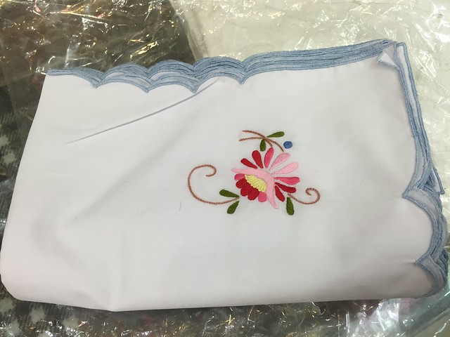 embroidered table napkins