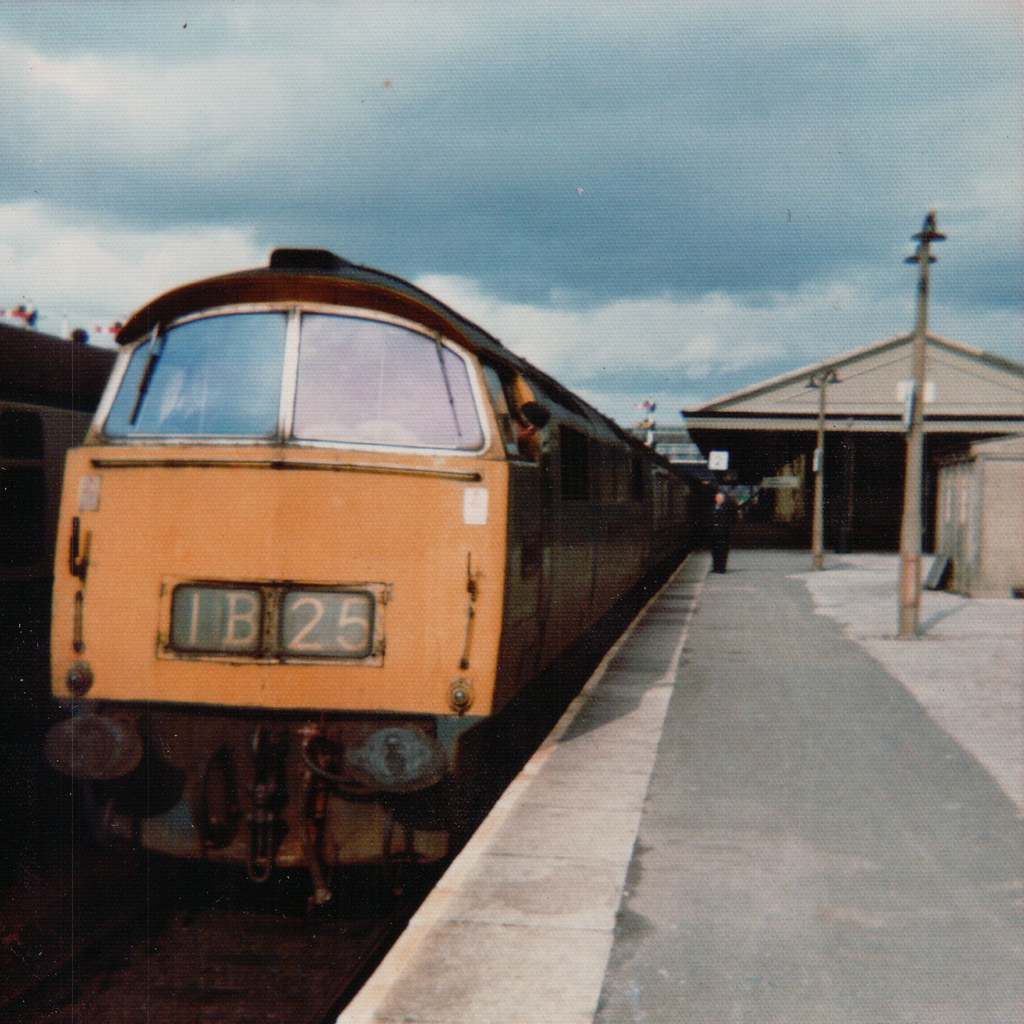 Newton Abbot, 2nd March 1974, 1026 Western Centurion with a Paddington Penzance train.