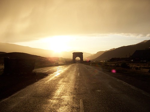 travel sunset nationalpark arch romantic yellowstone wyoming