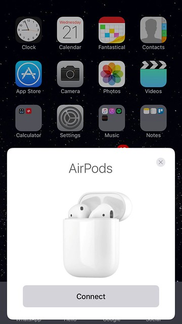 Apple AirPods - Connect