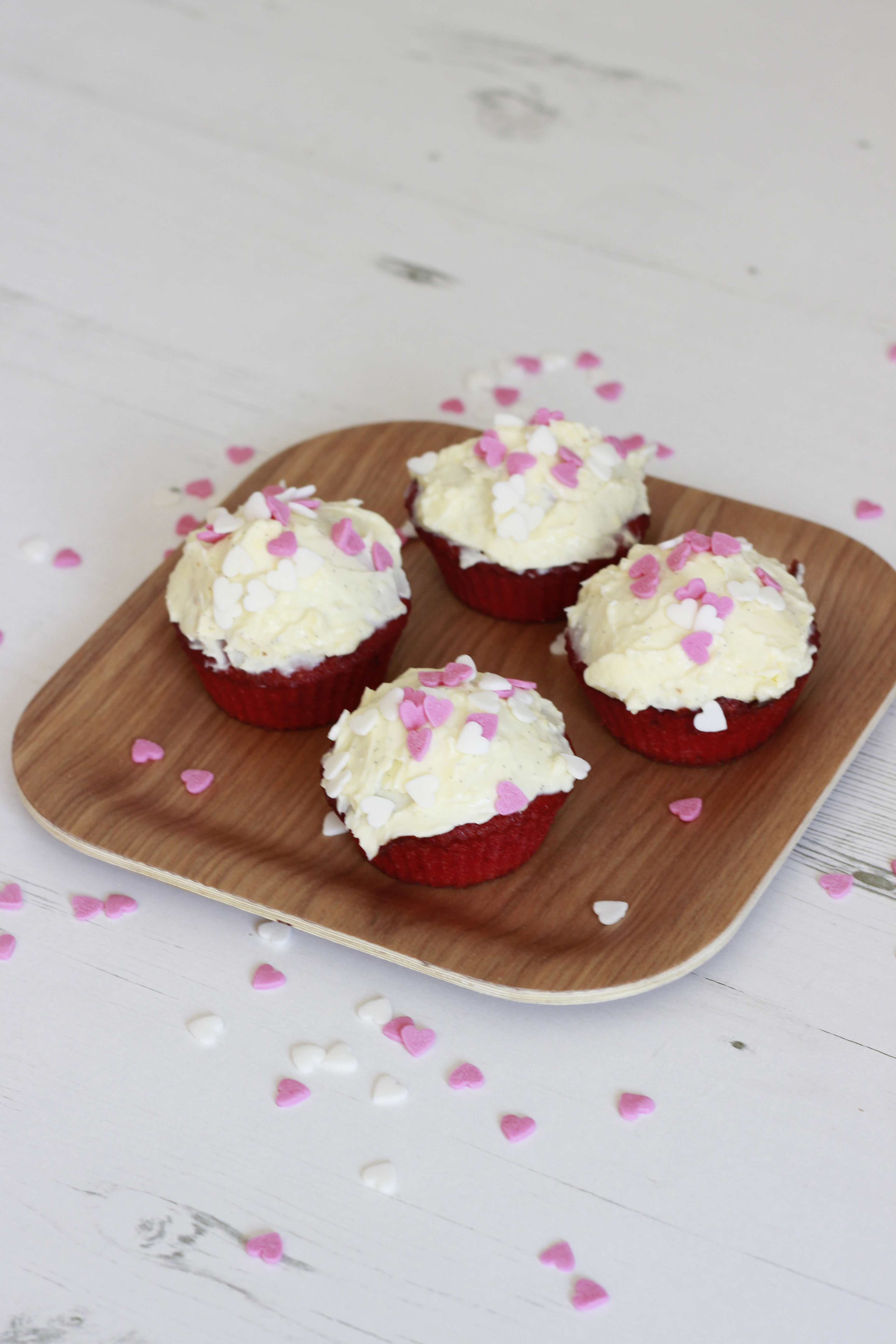 Red Velvet Cupcakes 03