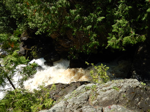 wisconsin waterfall longslidefalls pemebonwonriver longslidefallscountypark