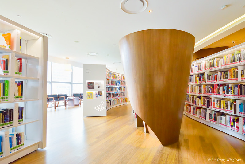 Singapore Orchard Library Interior 4