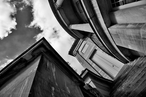 arcsangles march 52in2017 week10 “theme looking up shoot from low perspectivephiladelphiabuildingscolonialmerchants exchange buildingold city pa architecture monochrome stairs perspective angles lines
