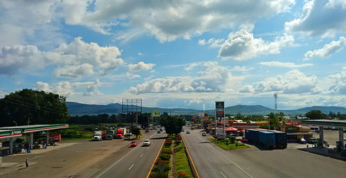 carretera jalisco gasolinera pemex cuatas gasolineria tlajomulco