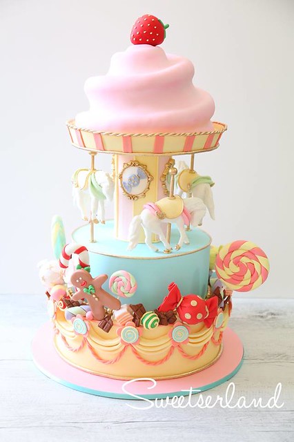Merry Go Round Cake by Sweetserland