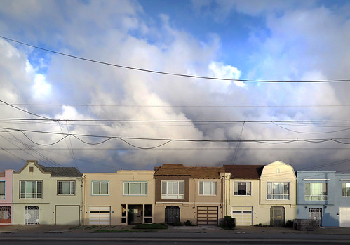 sanfrancisco sunsetdistrict outersunset rowhouses rowhousing clouds 47thavenue