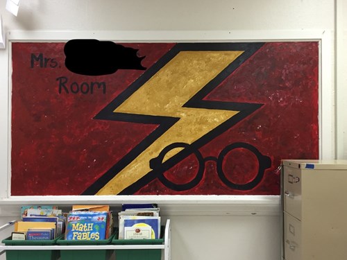 Teacher Welcomes Back Students With Harry Potter Themed Classroom
