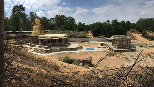 travel india temple driving may karnataka 2015 talakad