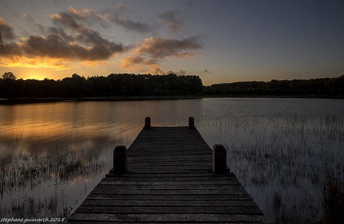 sunset brittany bretagne landescape étang plounérin