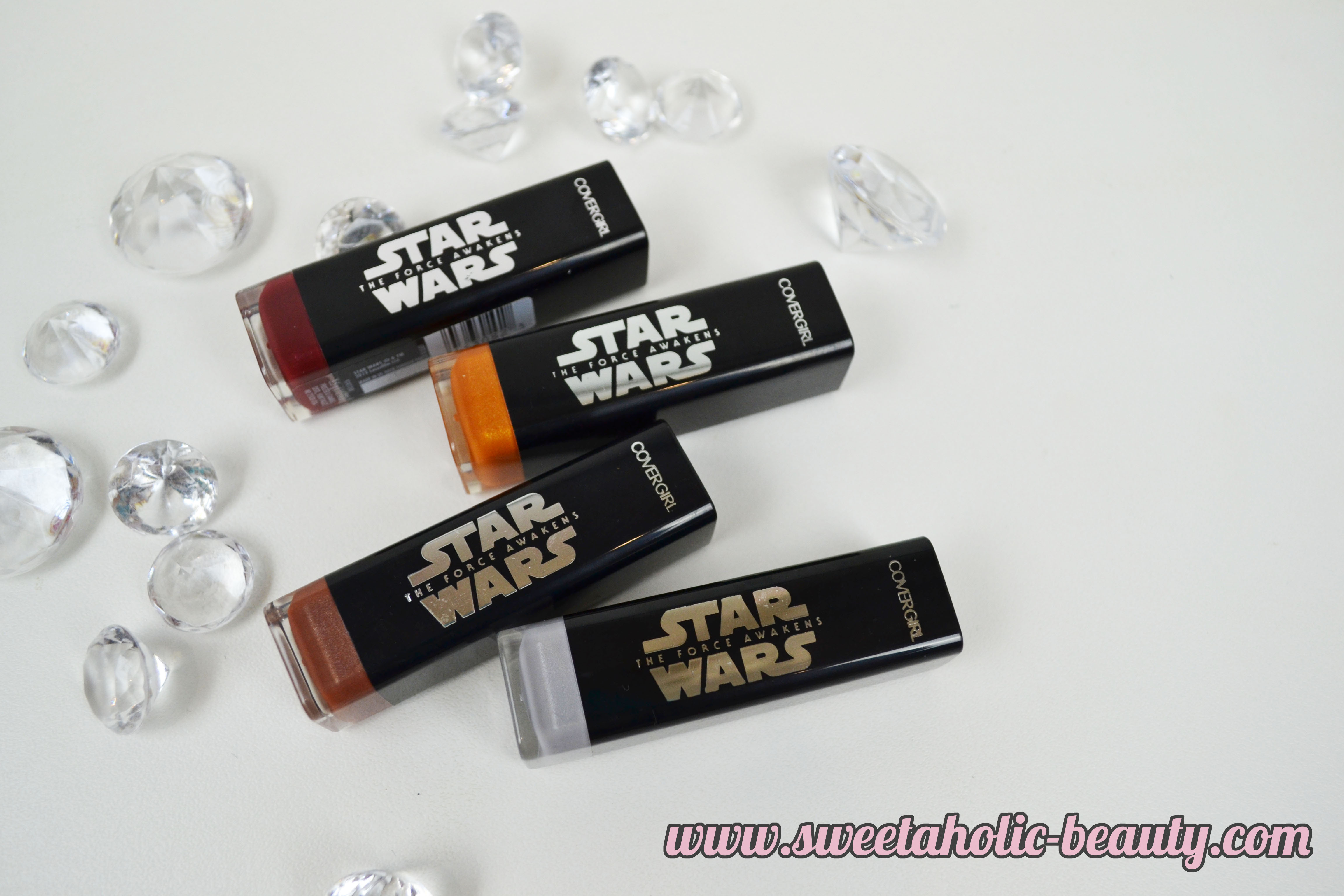 Covergirl Cosmetics Star Wars Colorlicious Lipstick Collection Review & Swatches