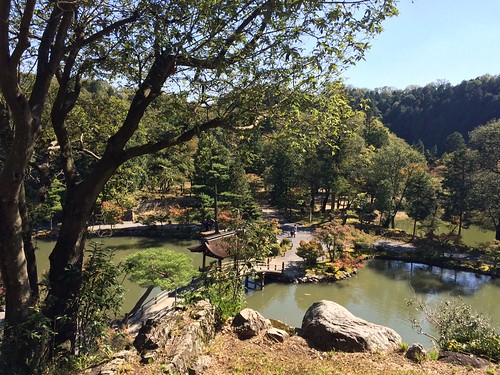 永保寺の池泉回遊式庭園
