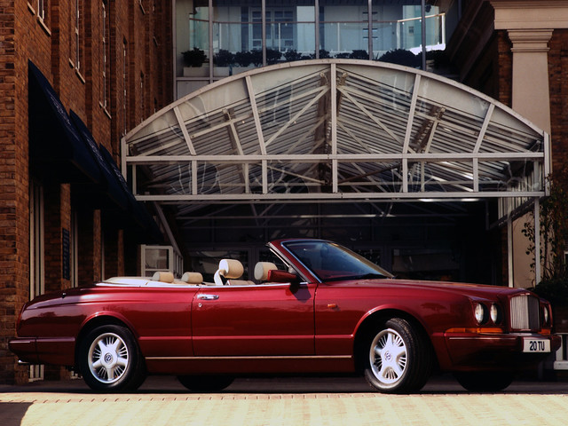 Bentley Azure 1995 года
