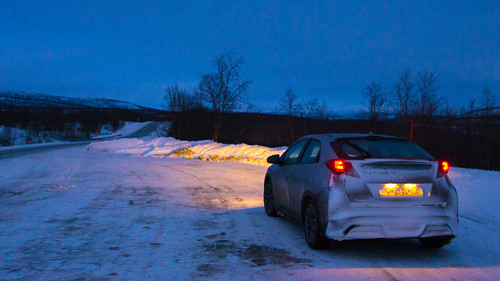 honda civic snow hondacivic finnmark norway arctic zone idtec cold rear tail lights frozen
