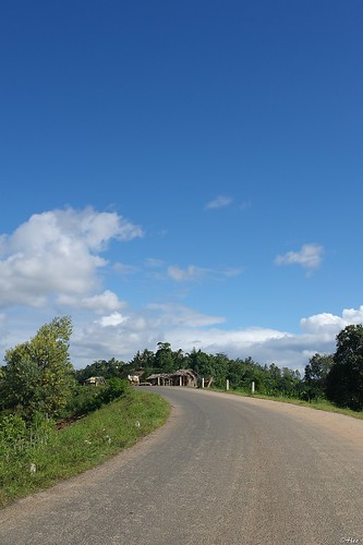 africa travel blue sky nature photoshop skyscape landscape angle samsung korea snap korean 20mm f11 madagascar lightroom heo mirrorless 2050mm nx100