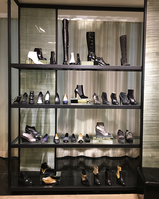 Mizhattan - Sensible living with style: *SALE HUNT* Chanel Department Store  Pre-Sales