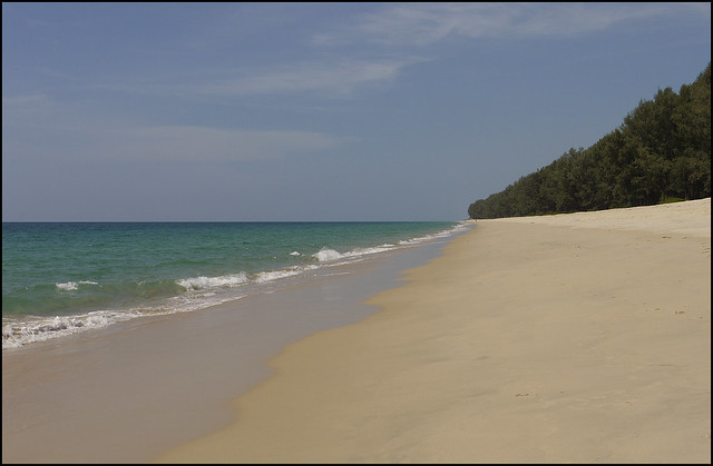 Thai Mueang Beach