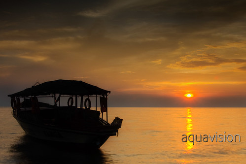 andregilden anitagilden aquavision africa laketanganyika boat evening fishing lake landscape onesubject ship sun sunset water tourism
