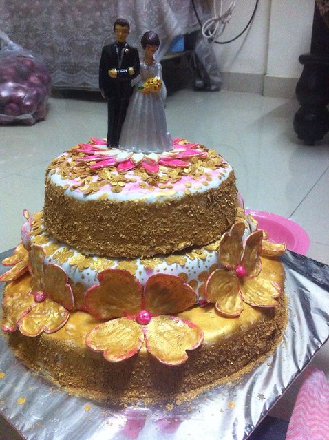 Cake by Dine and Doll with Deena