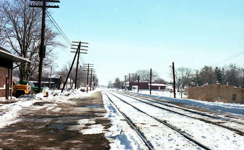 snow railroadtracks railroadstations depots effinghamillinois railroaddepots