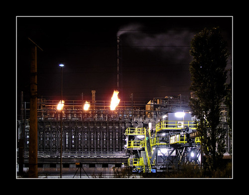 industry night linz fire austria industrial nightshot oven nacht smoke flames battery coke area feuer industrie nachtaufnahme kokerei rauch flammen industriegebiet voest