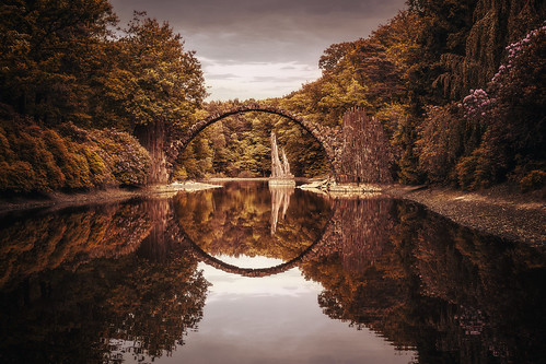 bridge autumn nature architecture fairytale landscape lotr rakotzbrücke